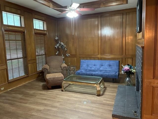 Williamsburg Square #1 - Residential Lease