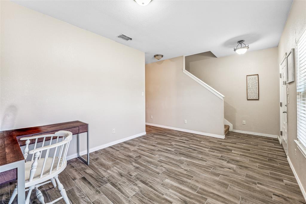 Alexander Rdg - Residential