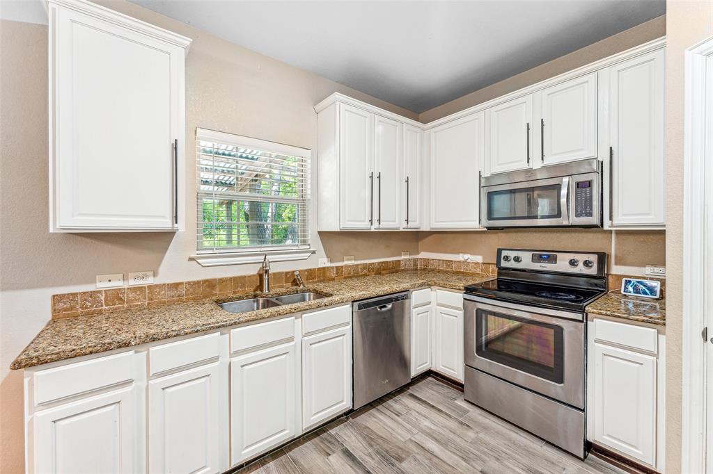 Alexander Rdg - Residential