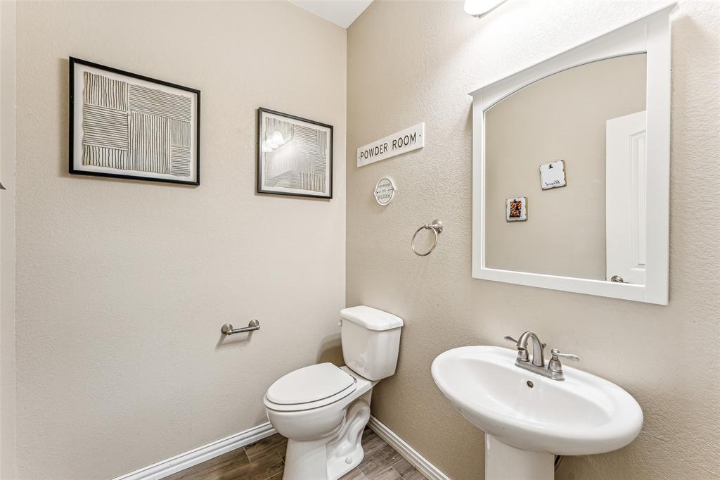 Alexander Rdg - Residential