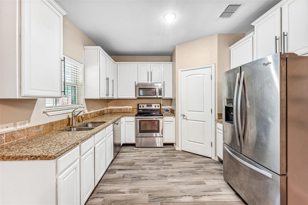 Alexander Rdg - Residential