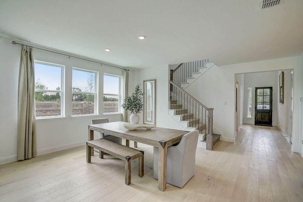 The Ridge at Northlake - Residential