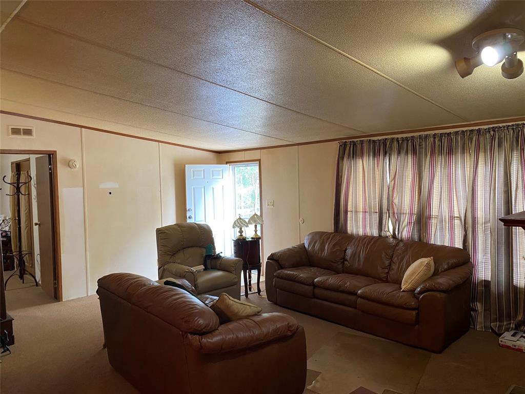 Photo 7 of 37 of 2414 Fm 2201 mobile home