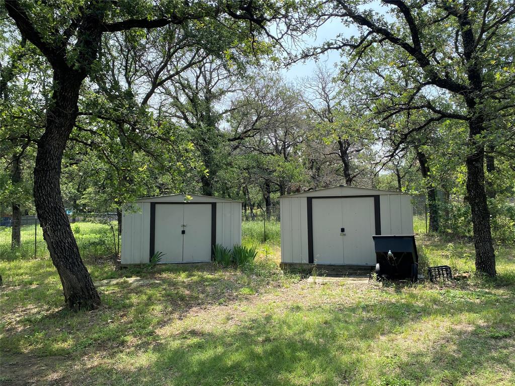 Photo 26 of 37 of 2414 Fm 2201 mobile home