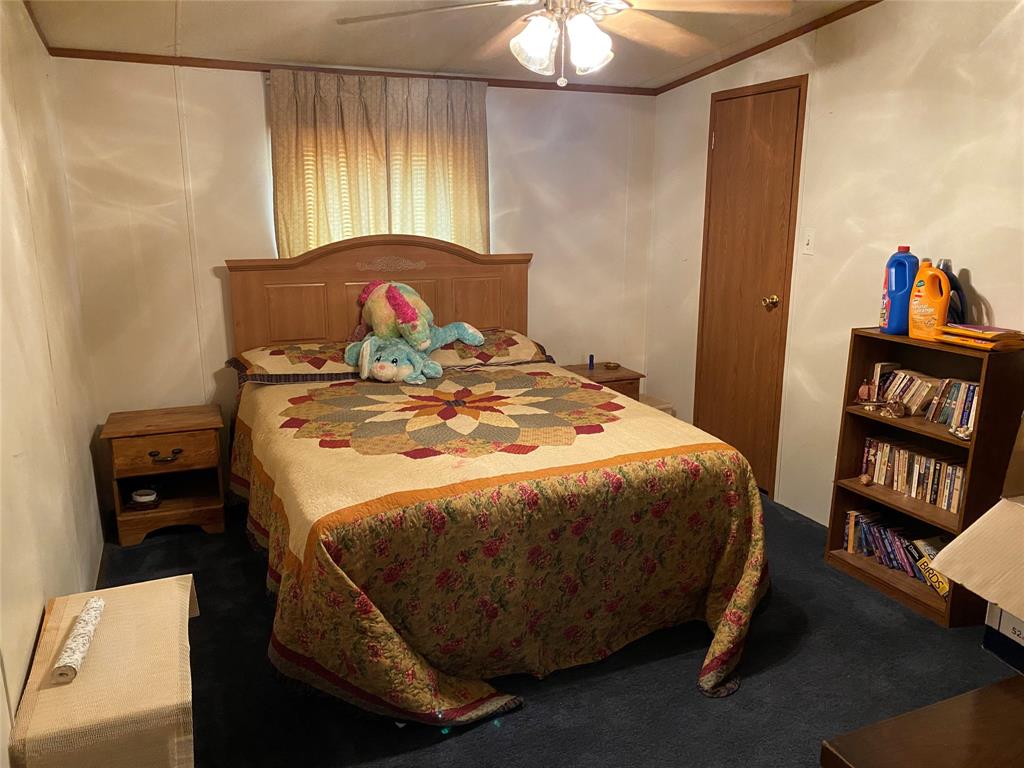 Photo 19 of 37 of 2414 Fm 2201 mobile home