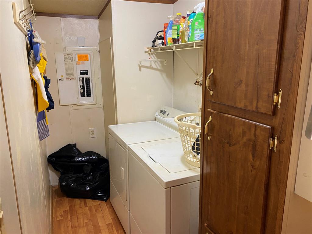 Photo 22 of 37 of 2414 Fm 2201 mobile home