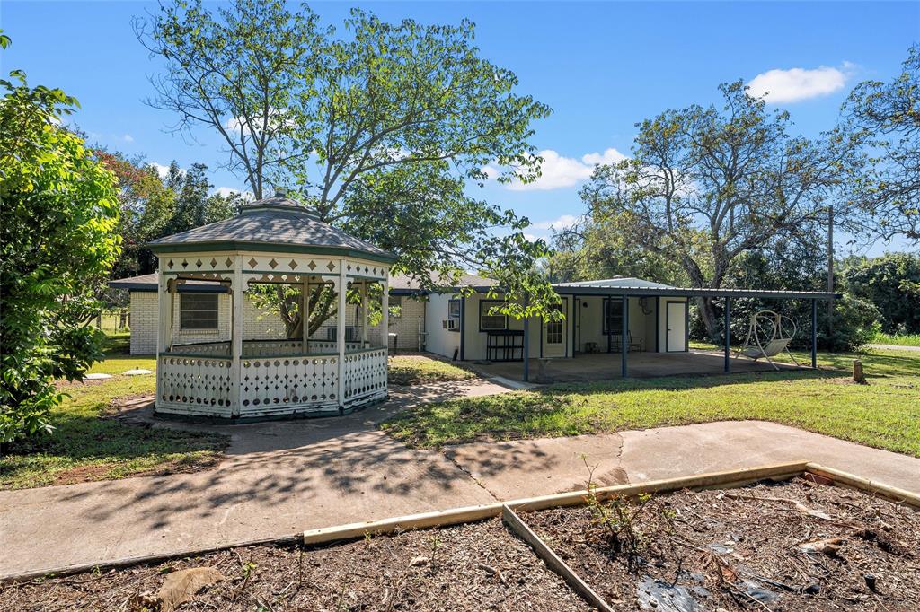 M DECANTONA - Residential