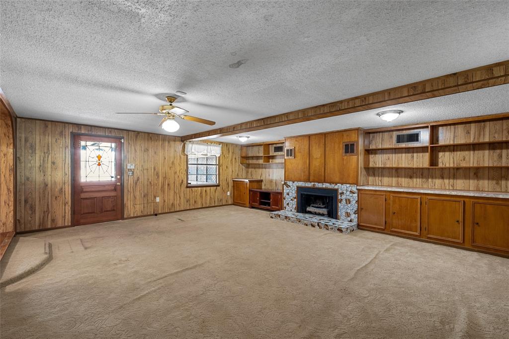 M DECANTONA - Residential