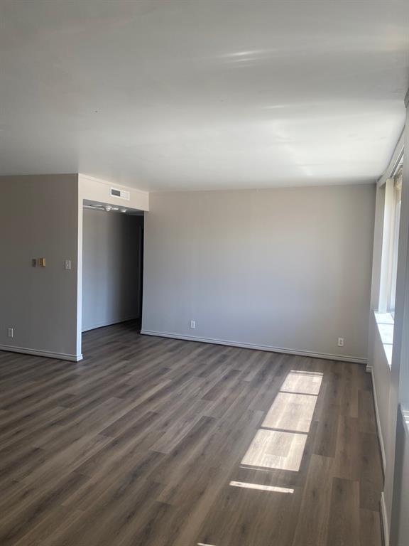 6211 W Northwest Highway 307
