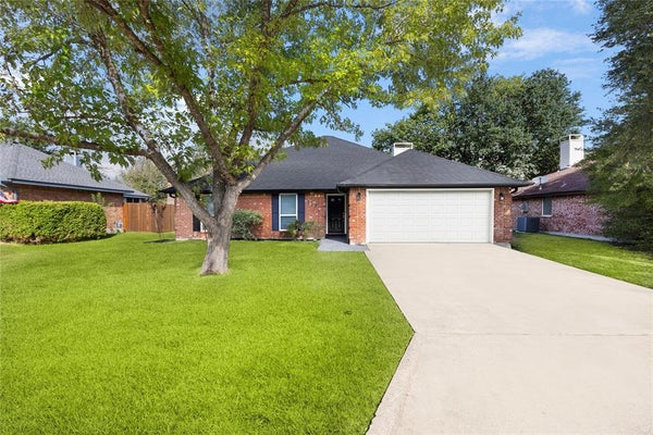 113 MORENE AVE, WAXAHACHIE, TX 75165 - Image 1e82191cded393029cdae47b63ca9feb/1239887811