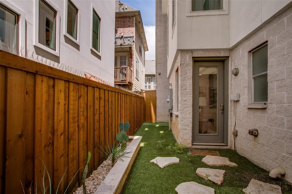 Glover Worthington Ph 01 - Residential