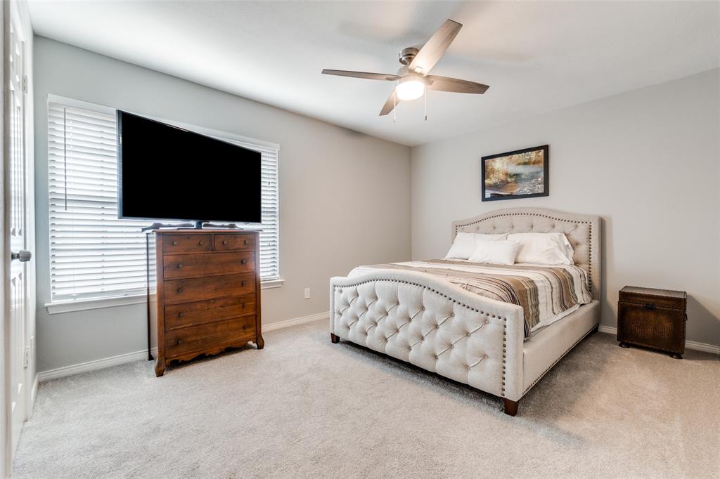 Glen Oaks Townhomes Condo - Residential