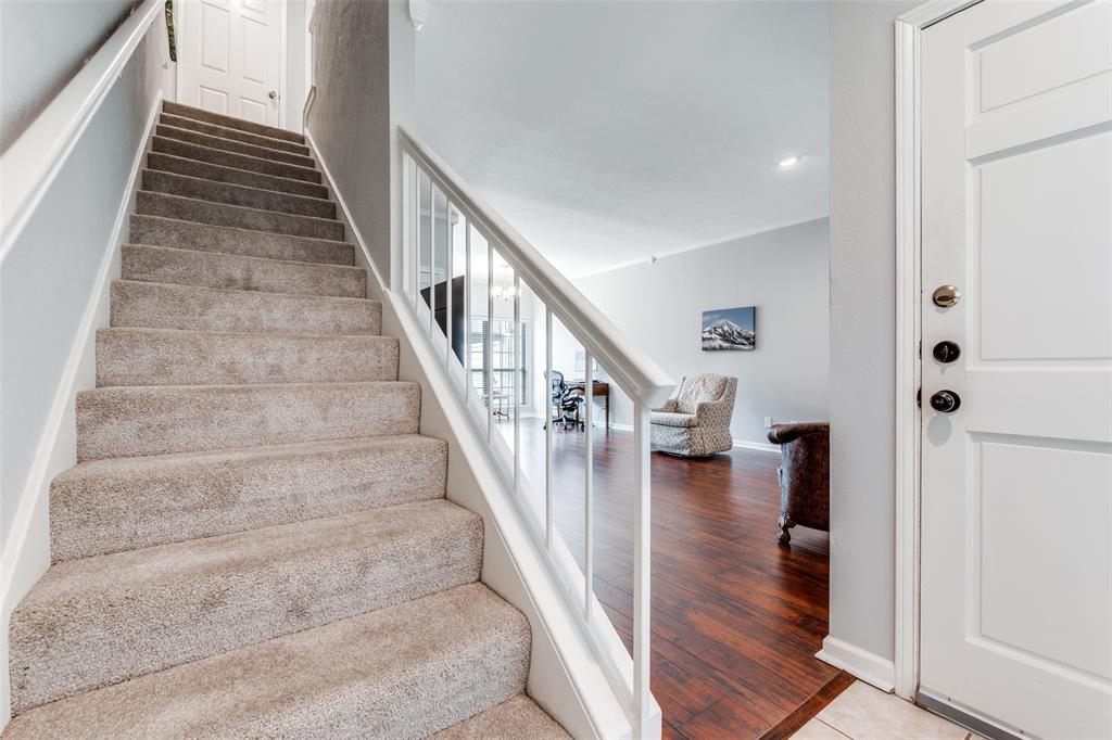 Glen Oaks Townhomes Condo - Residential