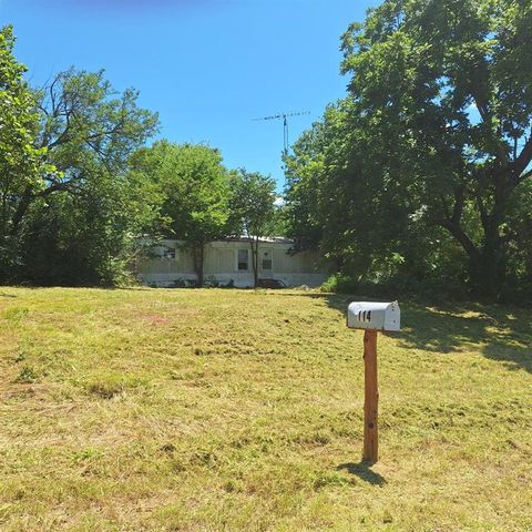 114 E Sycamore Street Ravenna TX 75476