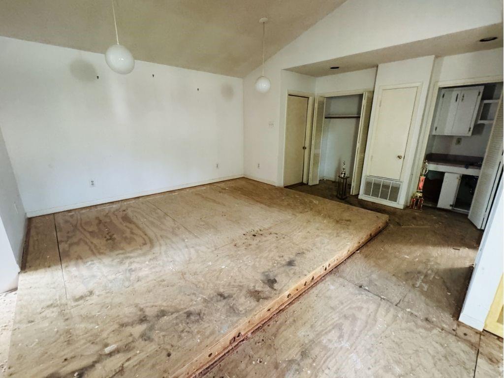 Cedar Crest - Residential