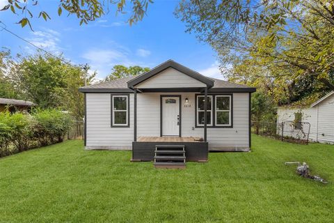 3618 Reese Drive Dallas TX 75210