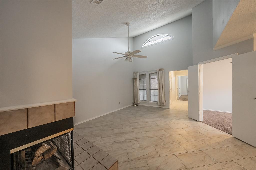 Keller Spgs Townhome 2800 - Residential