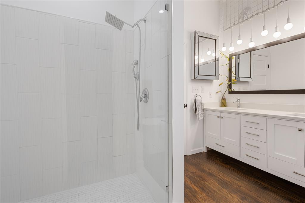 Sunset Summit - Residential