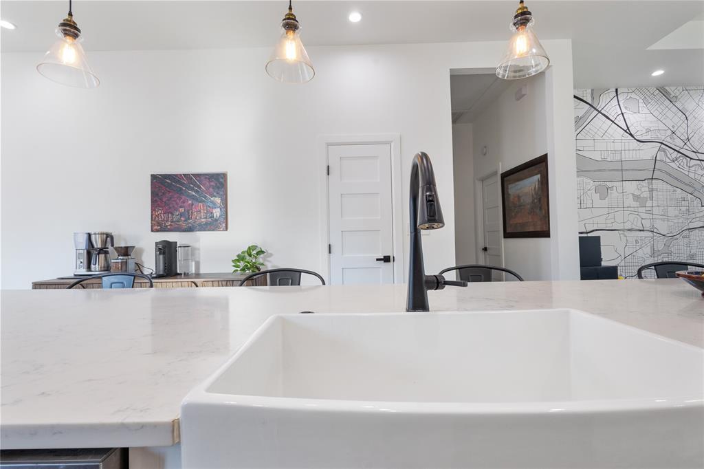 Sunset Summit - Residential