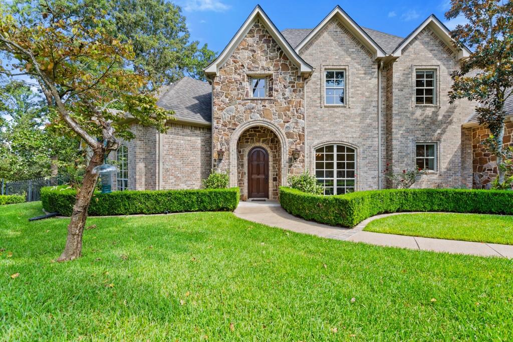 2015 Stonegate Valley Drive