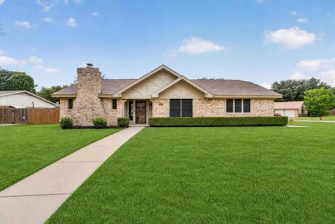 Photo of 5817 Stone Drive, North Richland Hills, TX 76180 (MLS # 21384070)