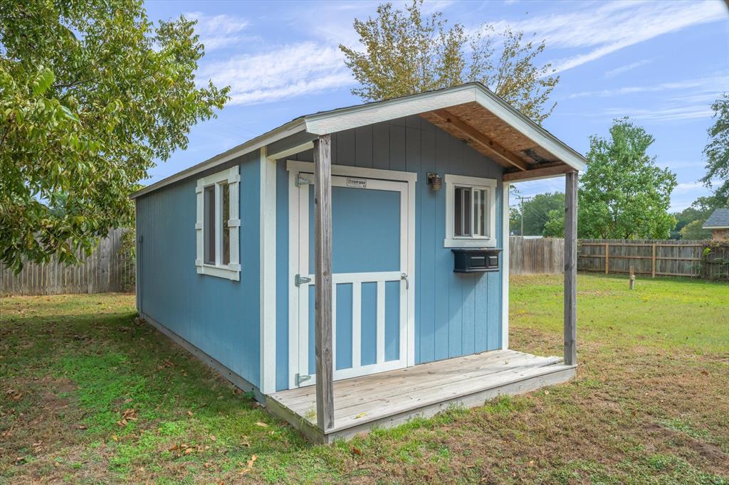 Green Mdws 02 - Residential