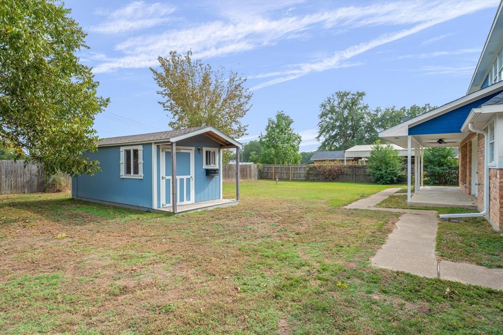 Green Mdws 02 - Residential