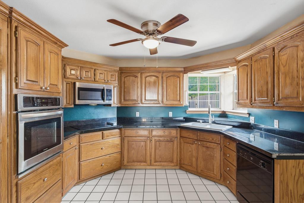 Green Mdws 02 - Residential