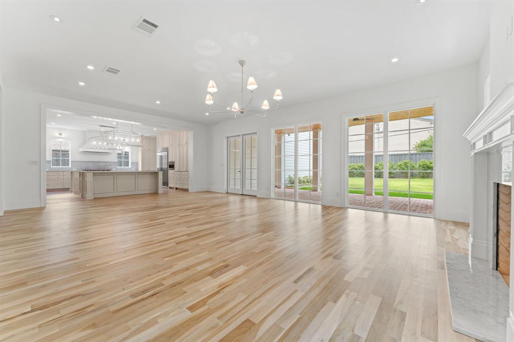 Caruth Hills 10 - Residential