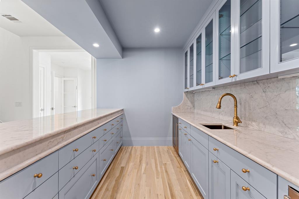 Caruth Hills 10 - Residential