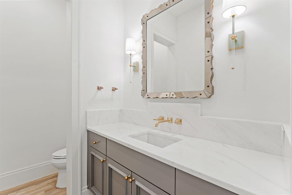 Caruth Hills 10 - Residential