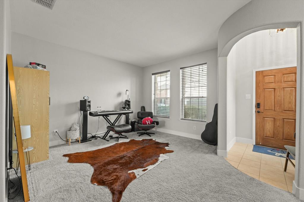 1317 Grapevine Drive