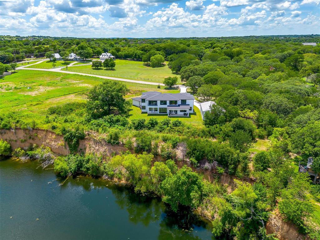 112 Windmill Road