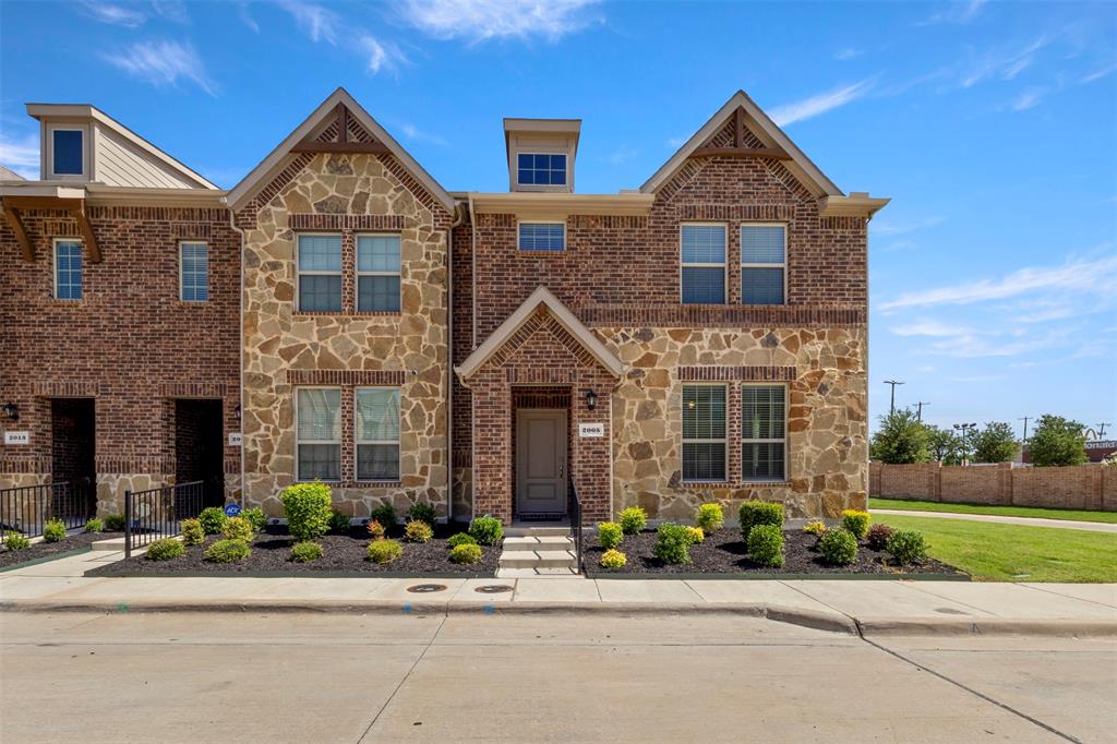 2005 Amarillo Place
