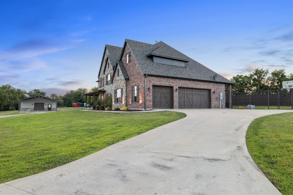 204 Tate Circle