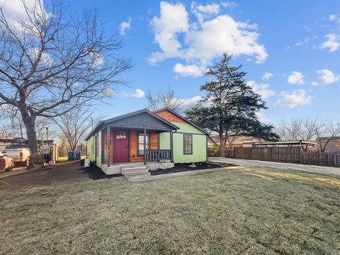 A home in Alvarado