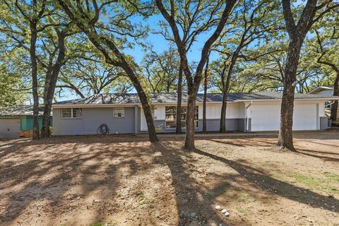 649 Ponderosa Drive Hurst TX 76053