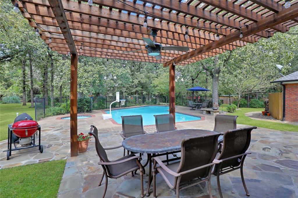 1346 Forest Lane