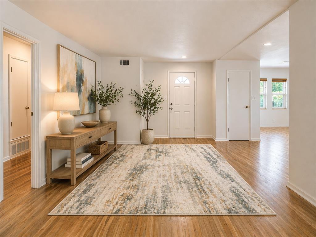 Cloverdale 05 - Residential