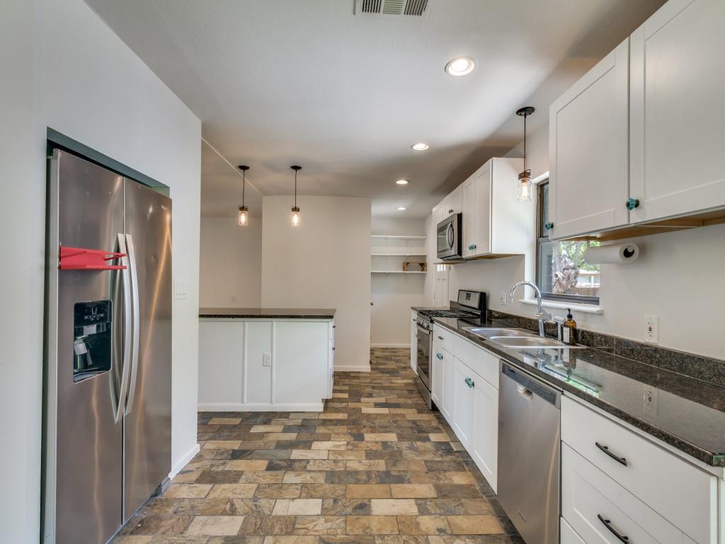 Cloverdale 05 - Residential