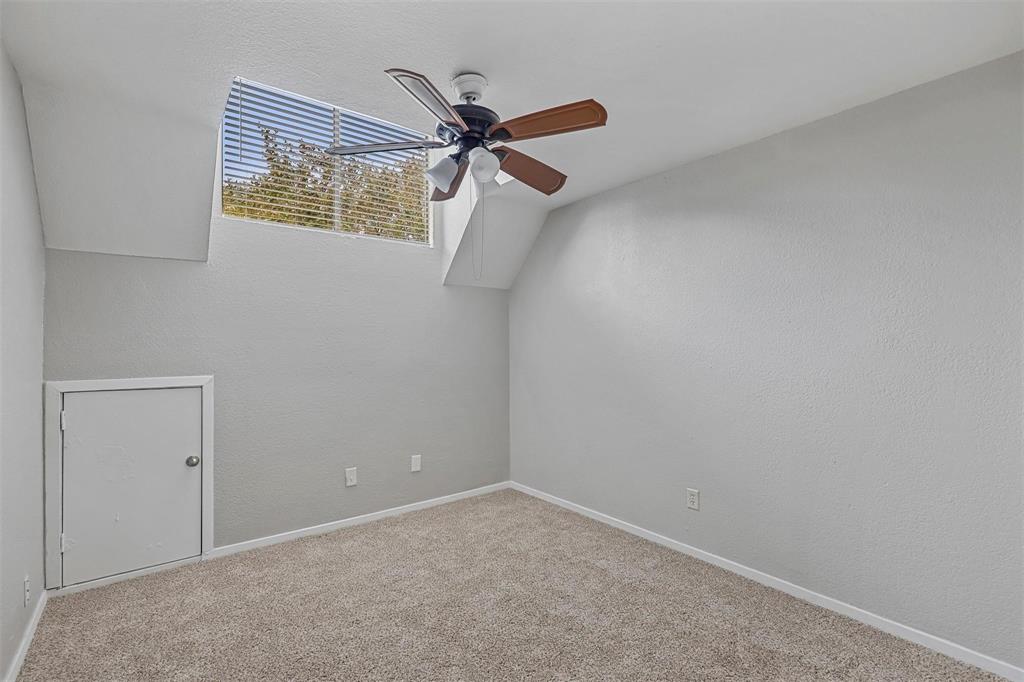 Saint Claire Woods Twnhs - Residential Lease