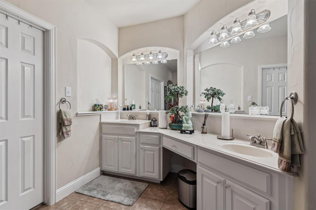 Emerald Lake 02 - Residential