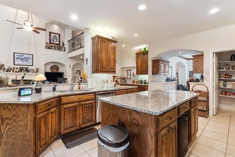 4105 Claridge Terrace Garland TX 75043