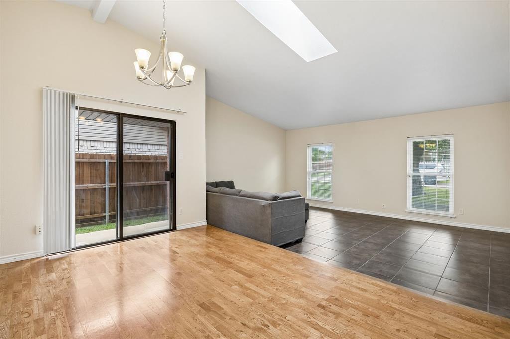 Woodlake 7 - Residential