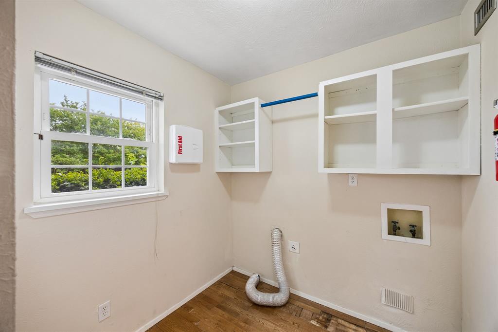 Woodlake 7 - Residential