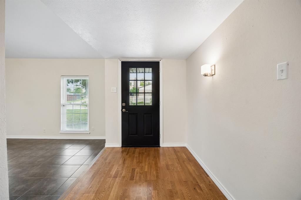 Woodlake 7 - Residential