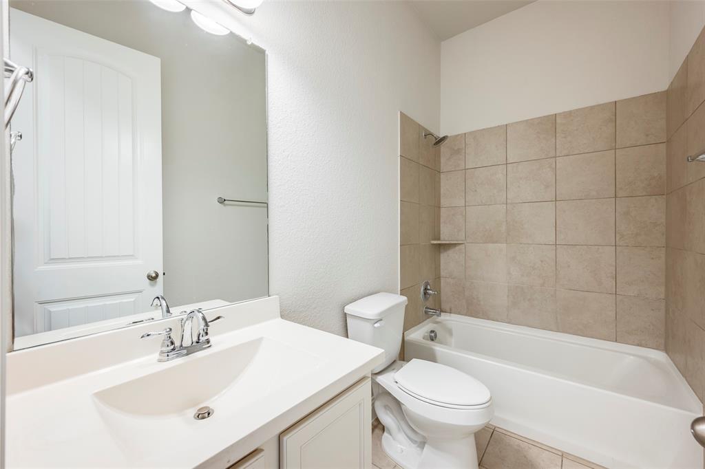 Arrow Brooke Ph 1b - Residential Lease