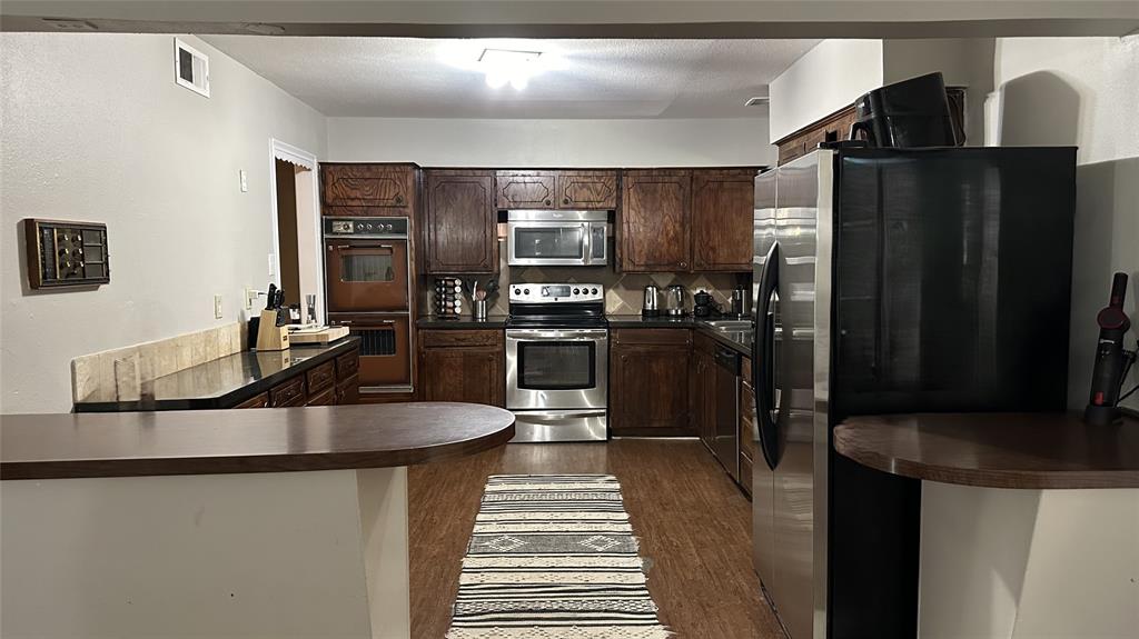 Johnston Park Add 01 Instl - Residential Lease