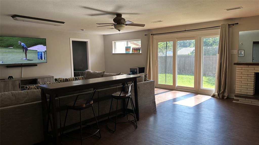 Johnston Park Add 01 Instl - Residential Lease