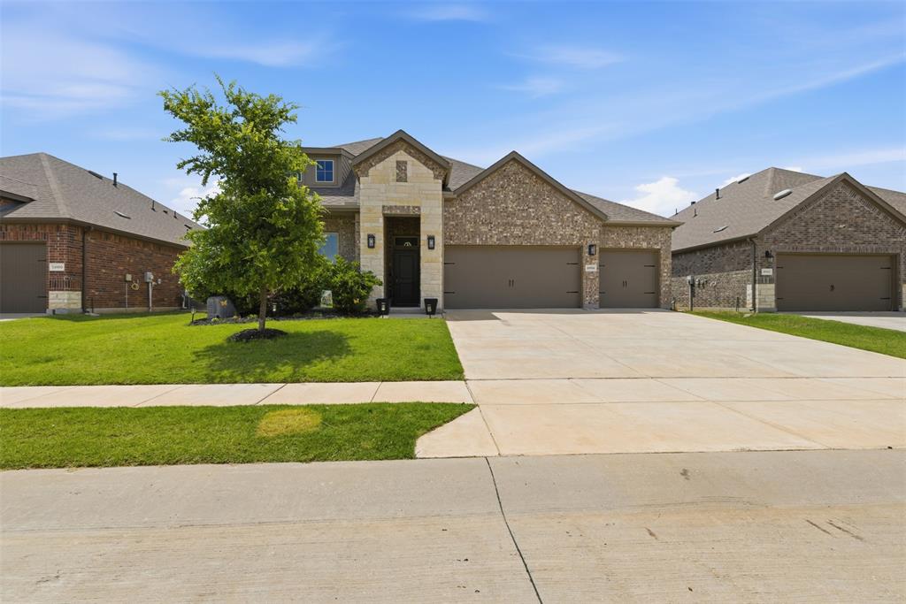 10916 Glover Lane